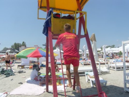 Salvamarii din Mamaia vor avea uniformă cu 